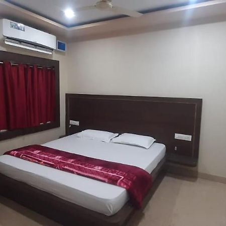 Hotel Sea Queen Puri Exterior photo