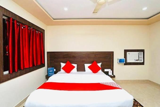 Hotel Sea Queen Puri Exterior photo