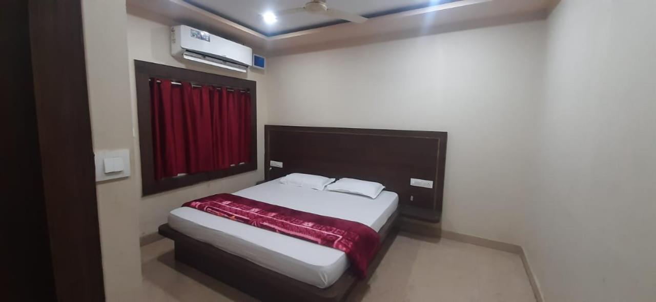 Hotel Sea Queen Puri Exterior photo